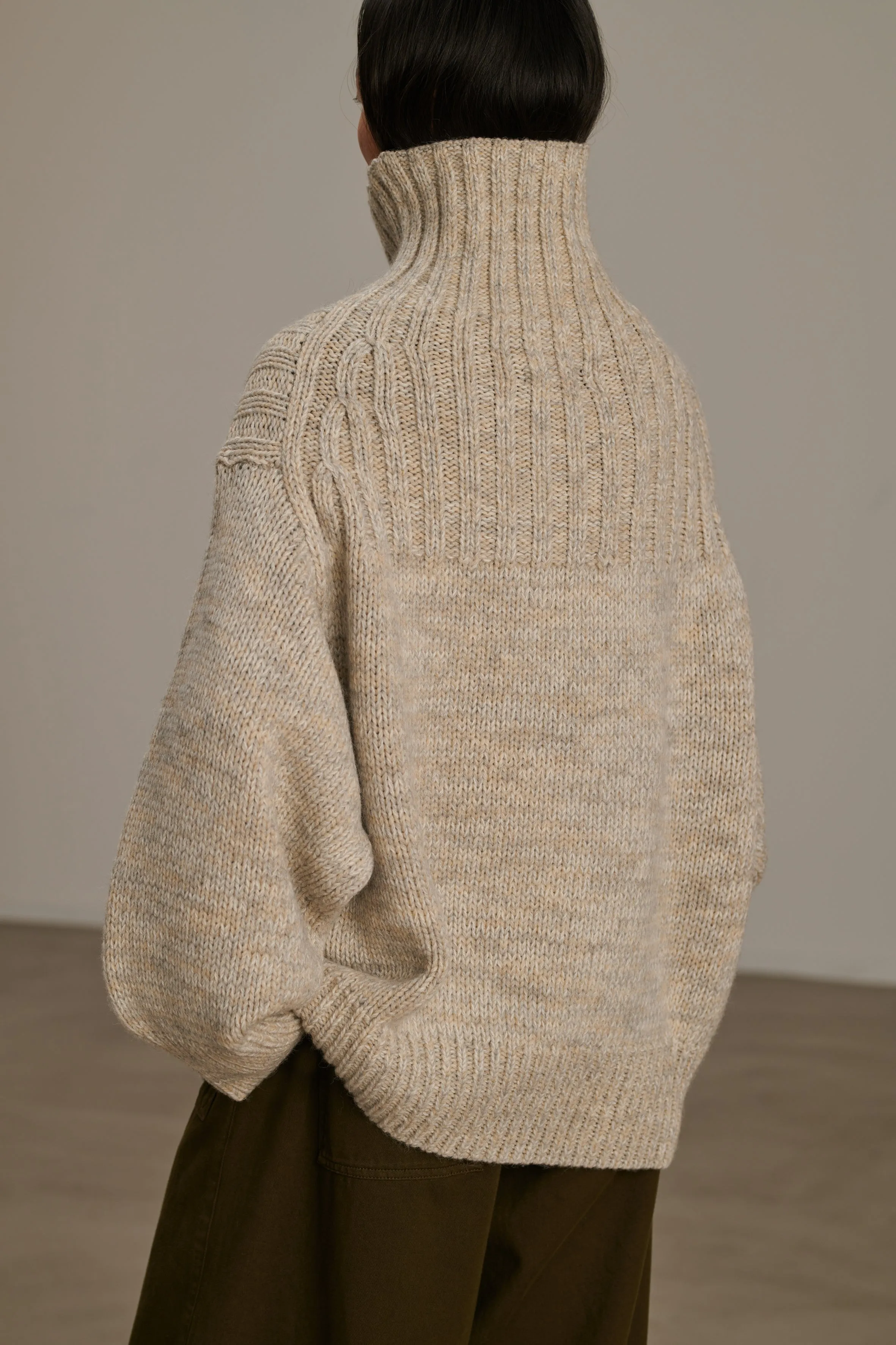 BASQUE OFF-WHITE JUMPER