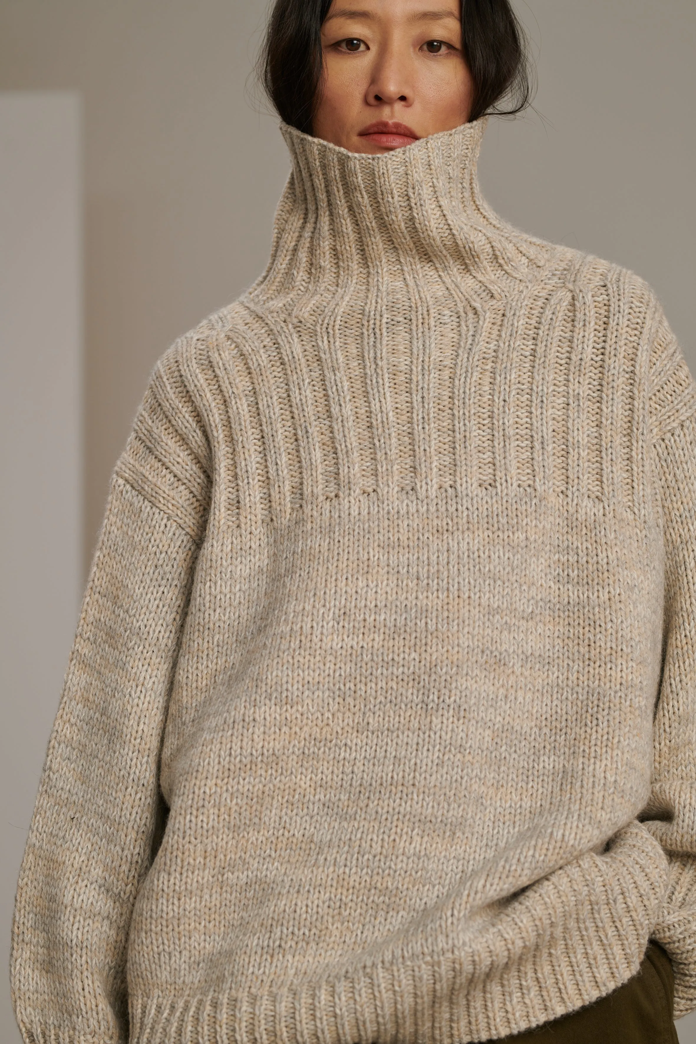 BASQUE OFF-WHITE JUMPER