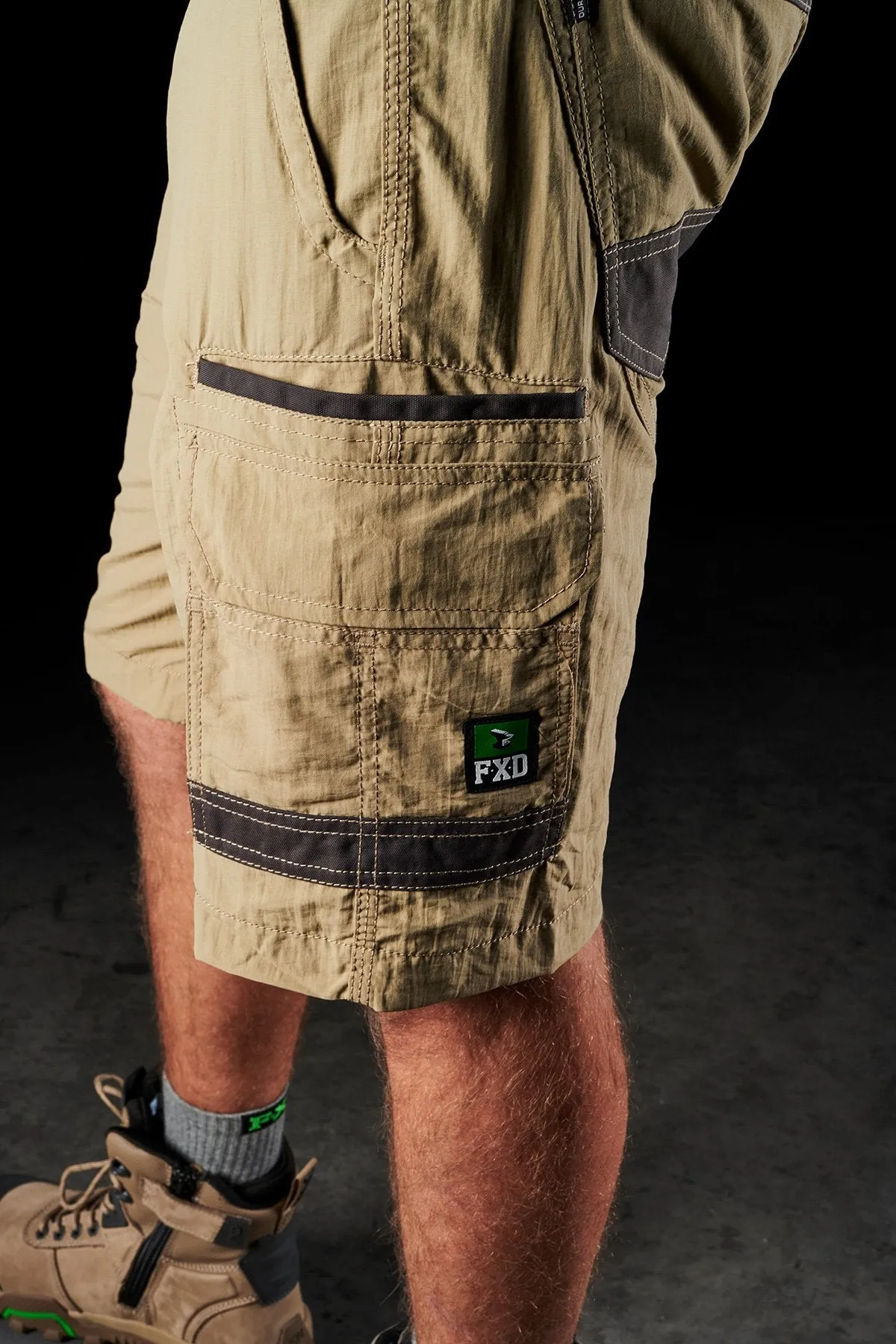 LS1 - FXD LIGHTWEIGHT POLY SHORT