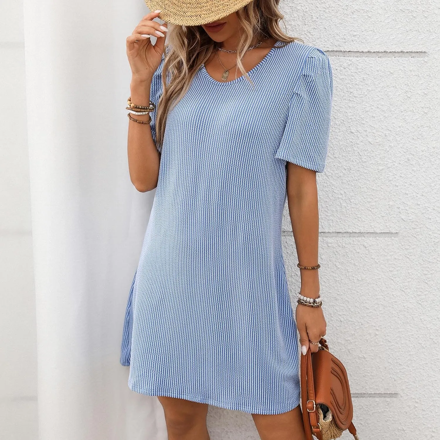 Summer Stripe Dresses for Women Casual Short Sleeve Loose Fit Crew Neck Dress Fashion Pleated Vacation Sundress