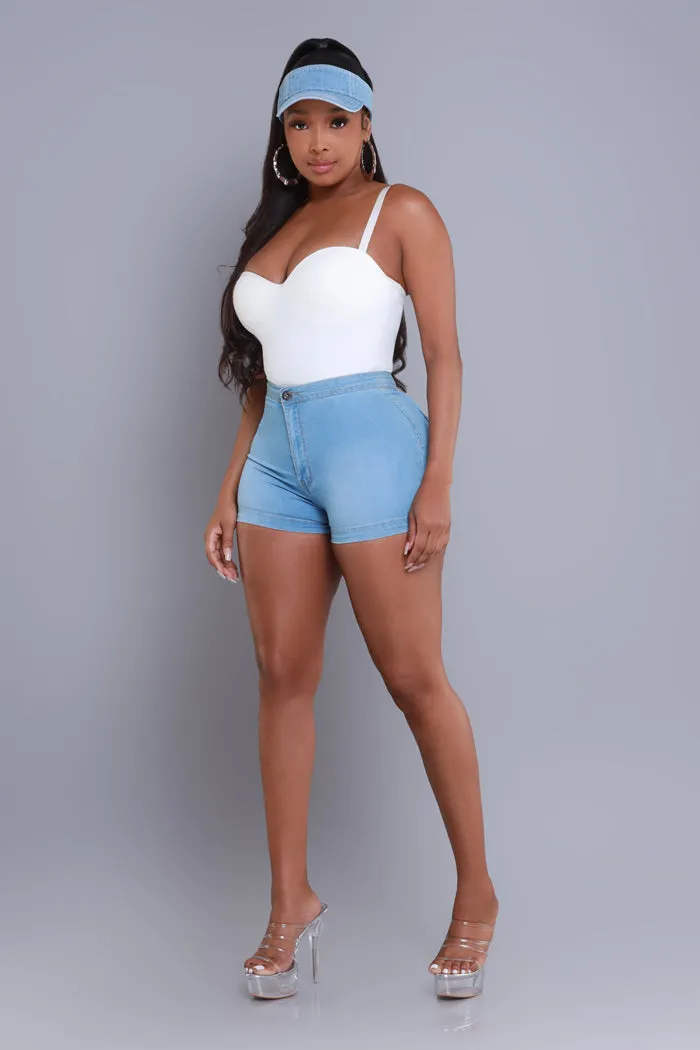 Super Swank High Waist Stretchy Shorts - Light Wash No.180